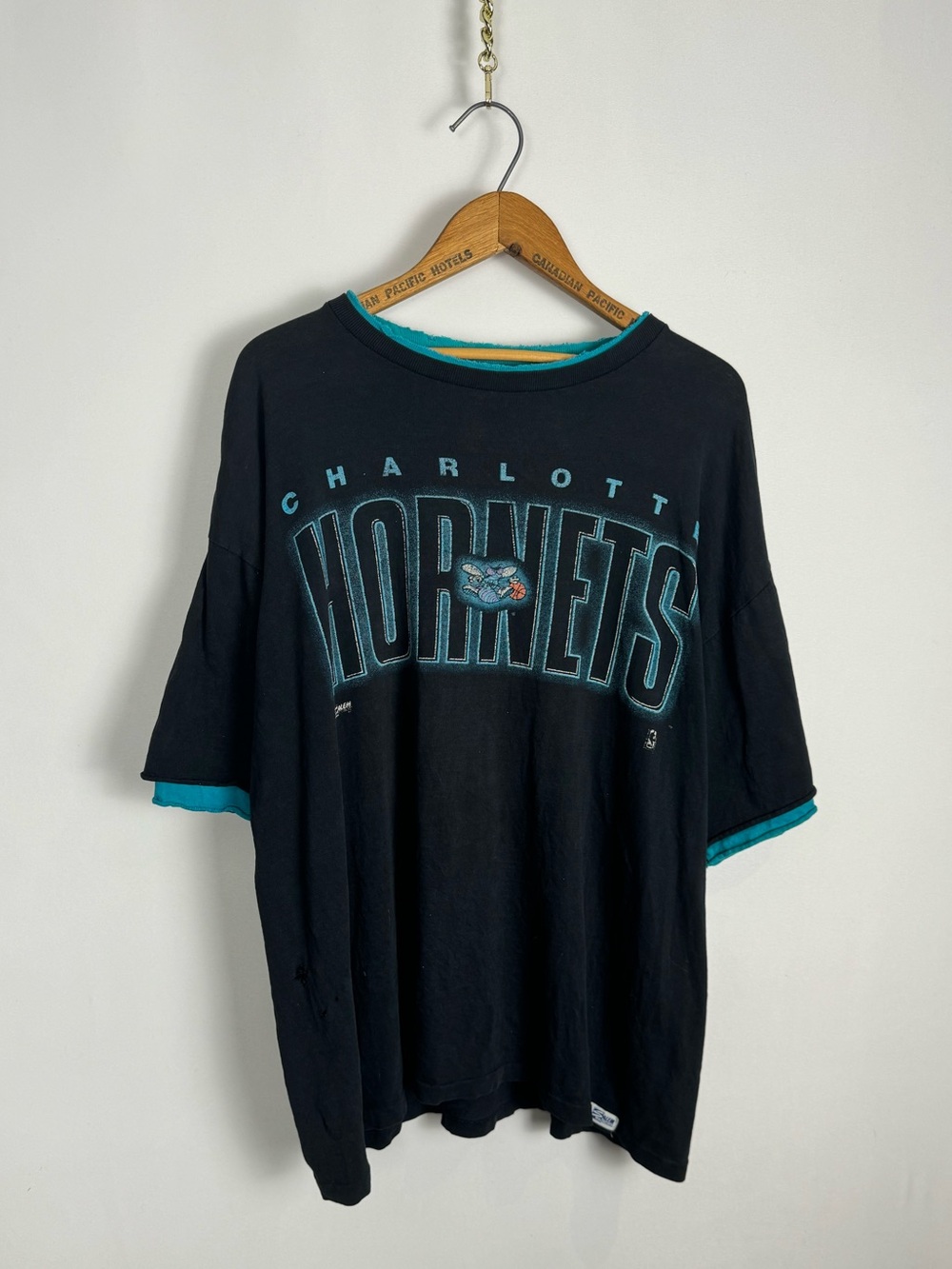 Vintage 90s Charlottetown Hornets Salem Sportswear Shirt Size XL